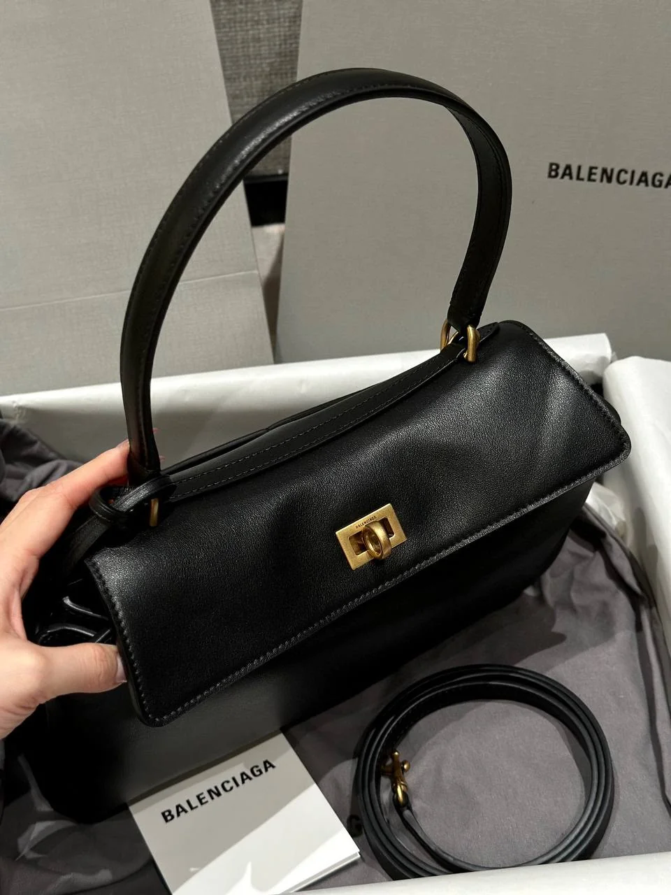 Жіноча сумка - Balenciaga
